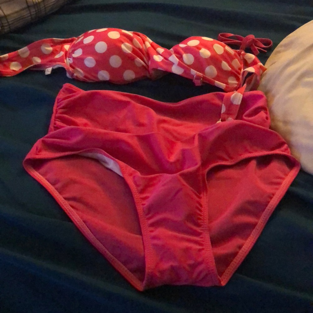 Two piece bathing suite